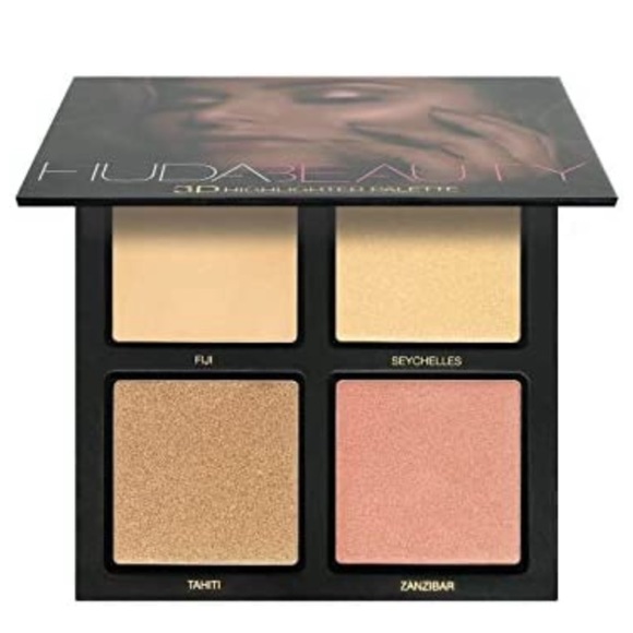 HUDA BEAUTY Other - Huda Beauty 3D Highlighter Palette in Golden Sands
